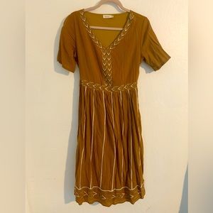 Roolee Embroidered crinkle cotton midi dress size small